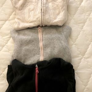 Set of 3 Fleece lined Gap Sweatshirt and Carter’s Fleece Jackets Size 4-5 Girls